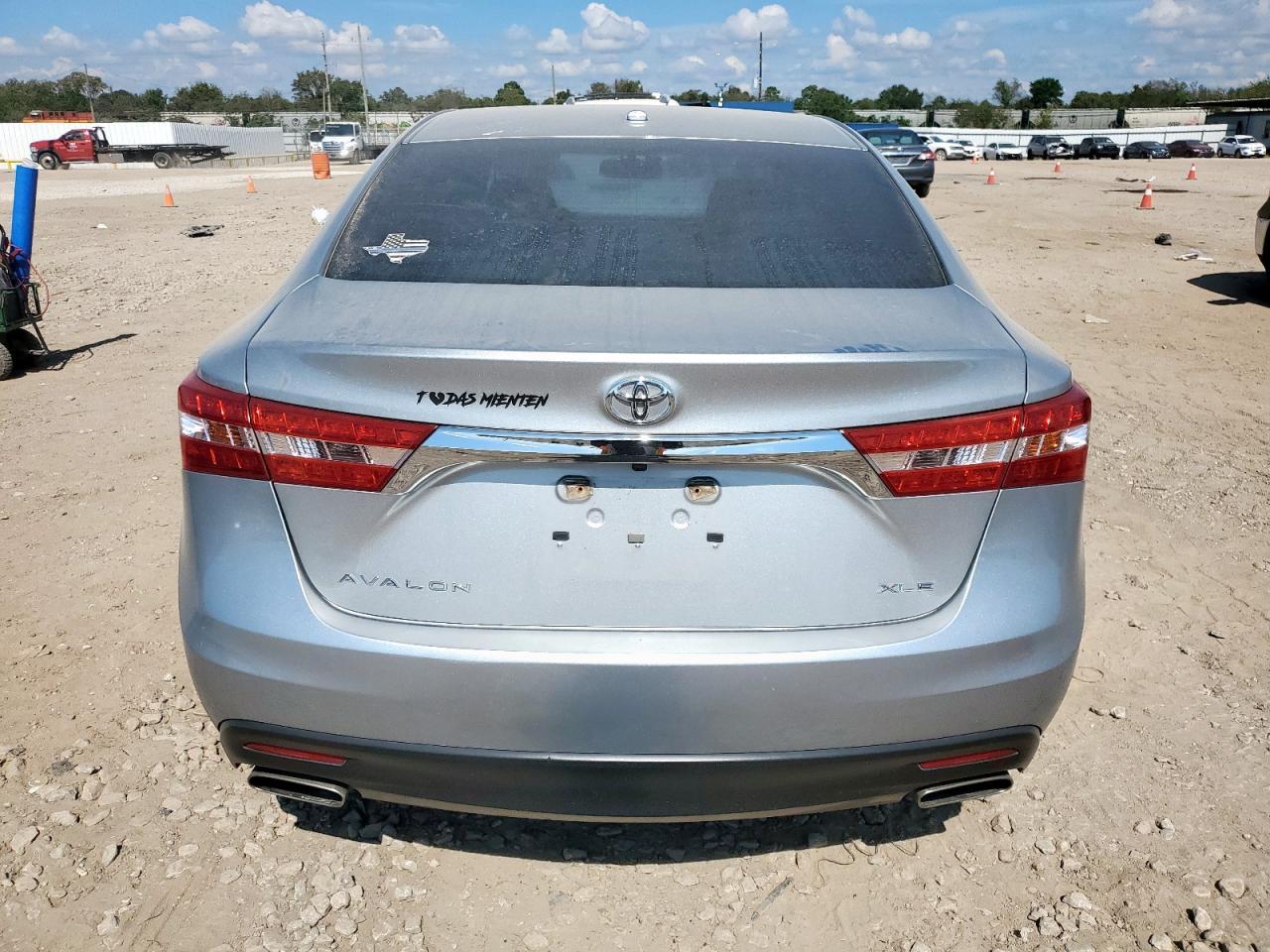 2015 TOYOTA Avalon