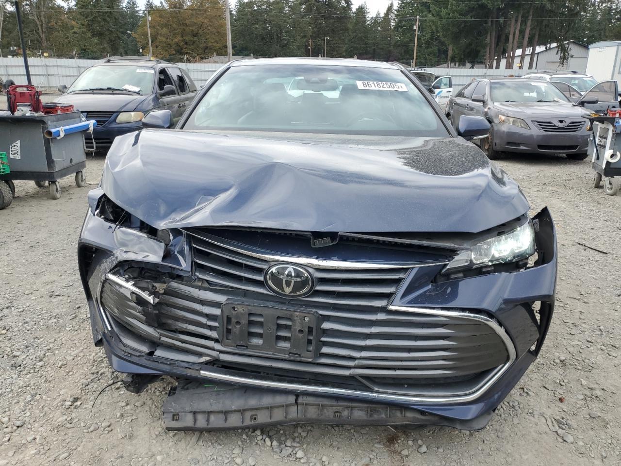2019 TOYOTA Avalon