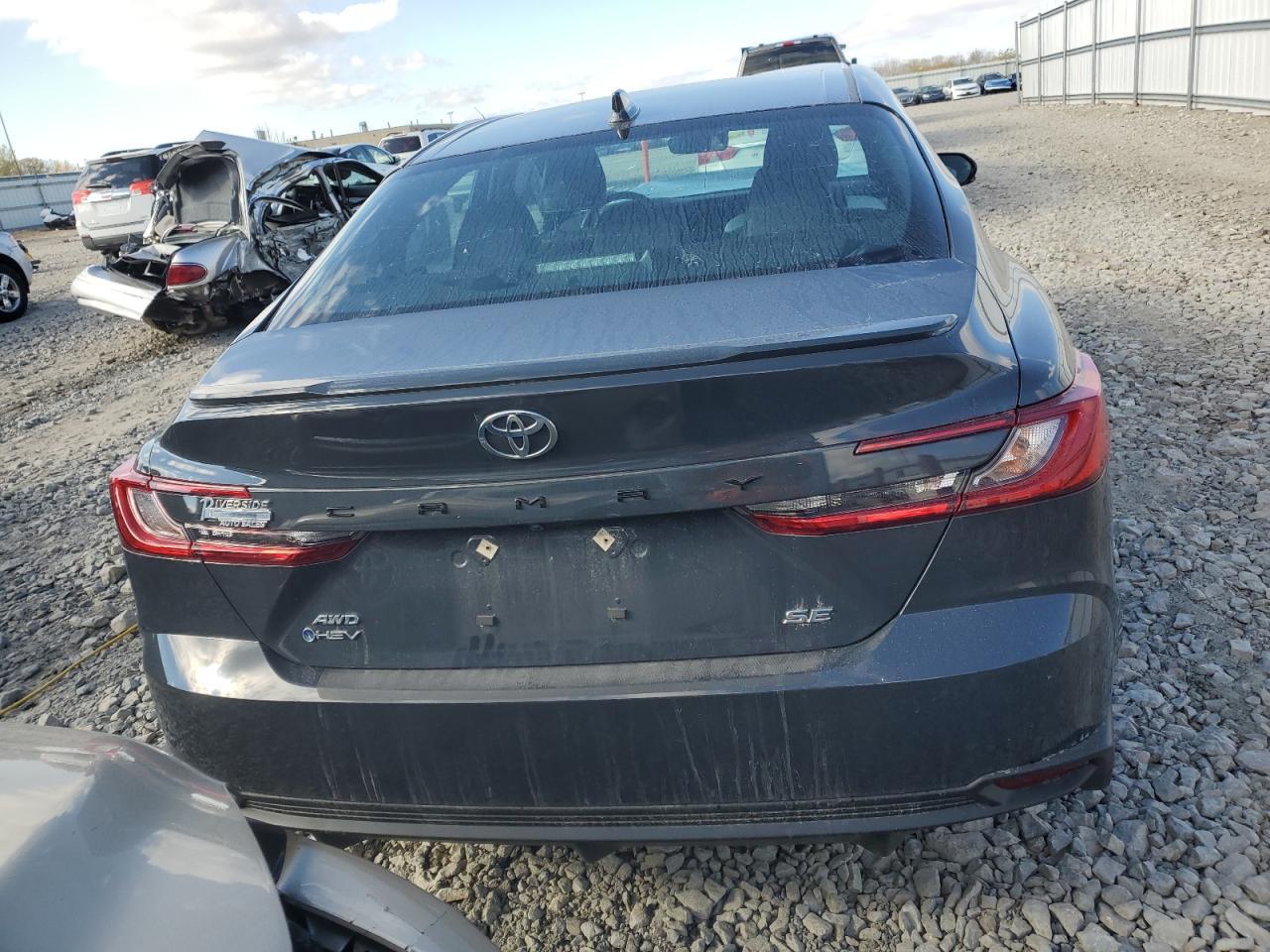 2025 TOYOTA CAMRY
