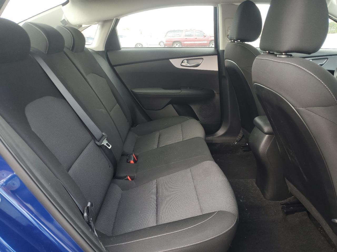 2023 KIA FORTE