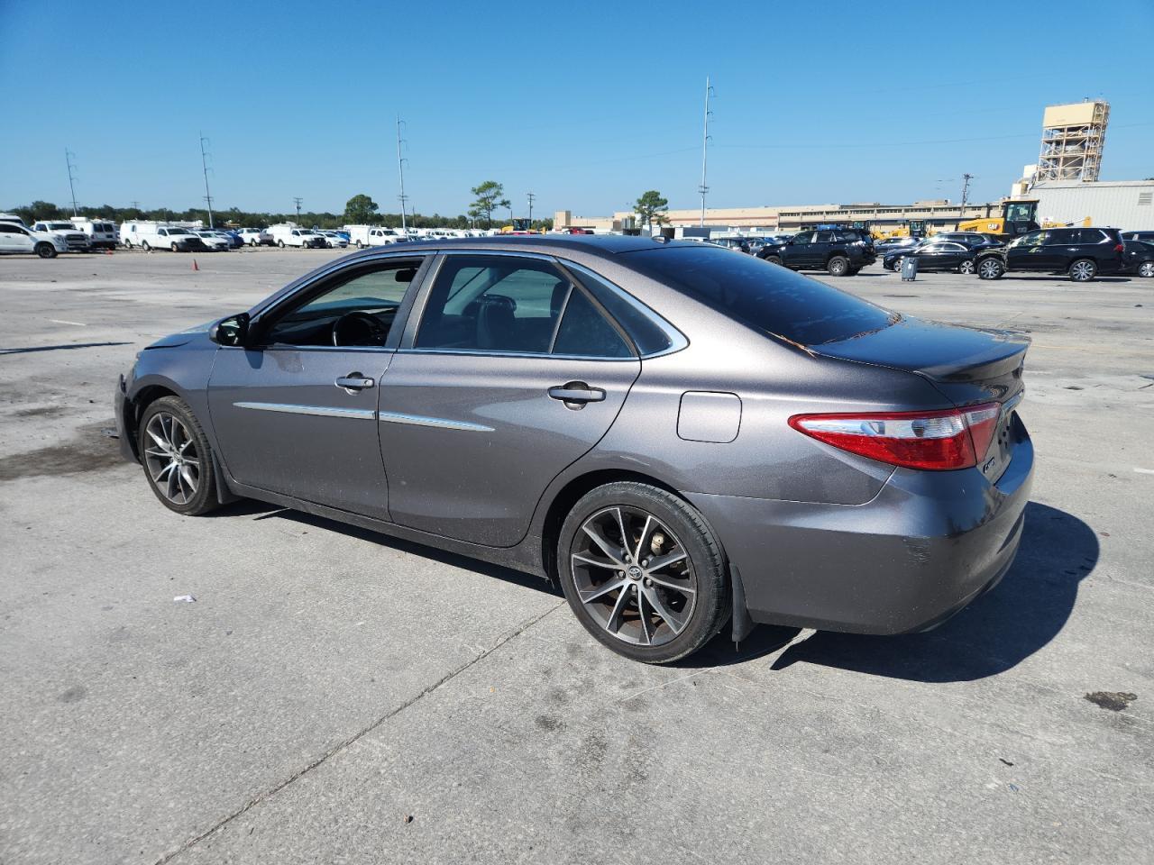 2015 TOYOTA CAMRY