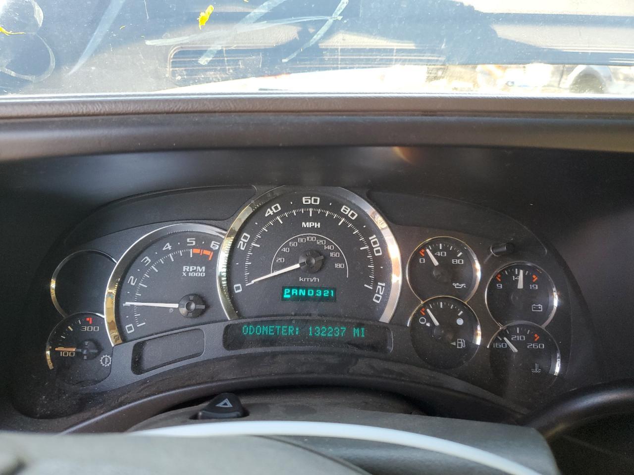 2005 CADILLAC ESCALADE