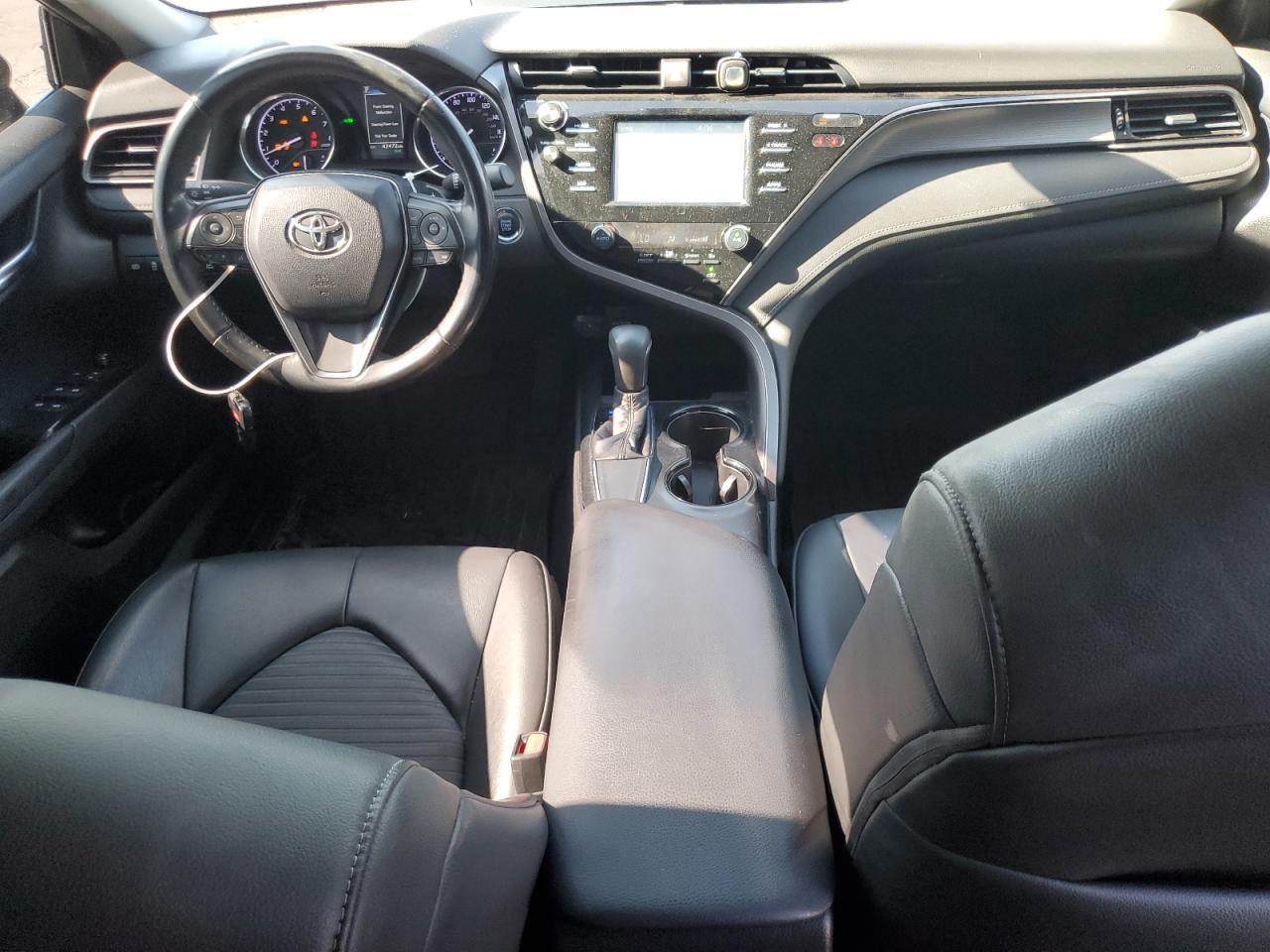 2019 TOYOTA CAMRY