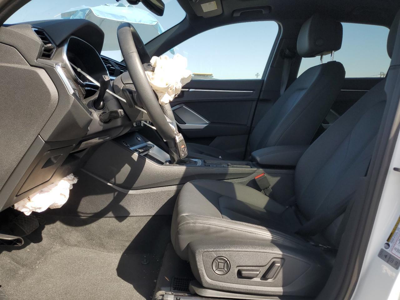 2024 AUDI Q3