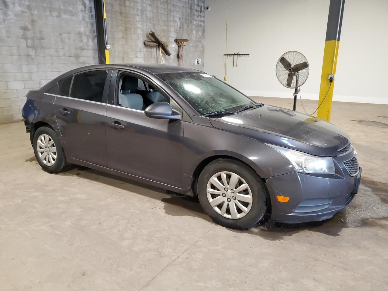 2011 CHEVROLET CRUZE