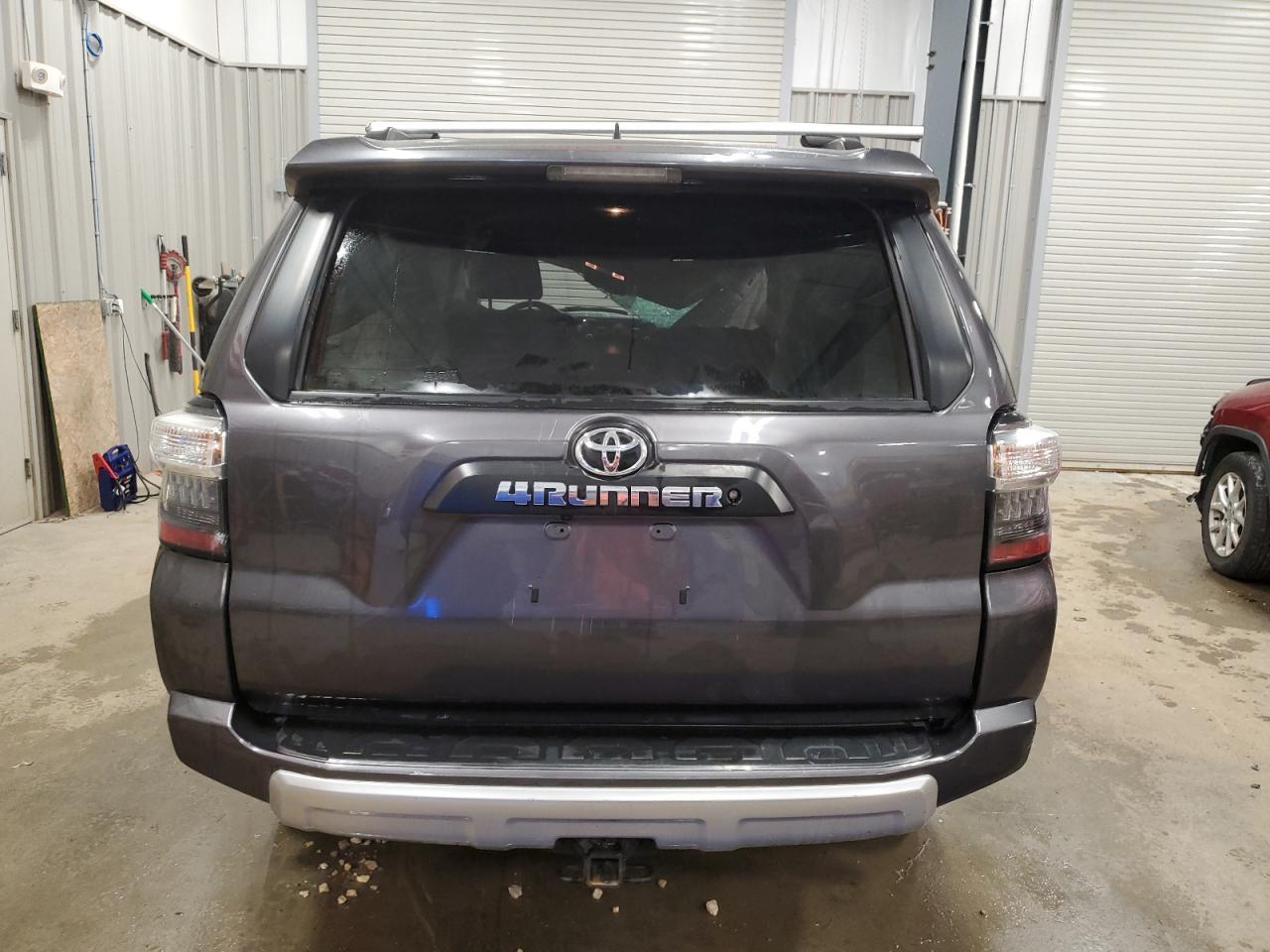 2017 TOYOTA 4Runner