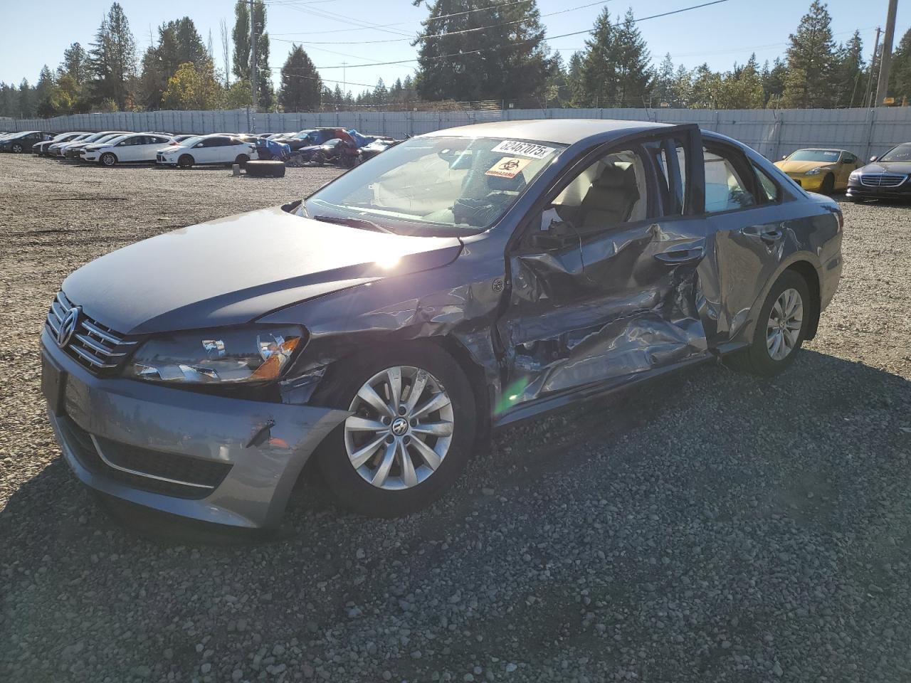 2015 VOLKSWAGEN Passat