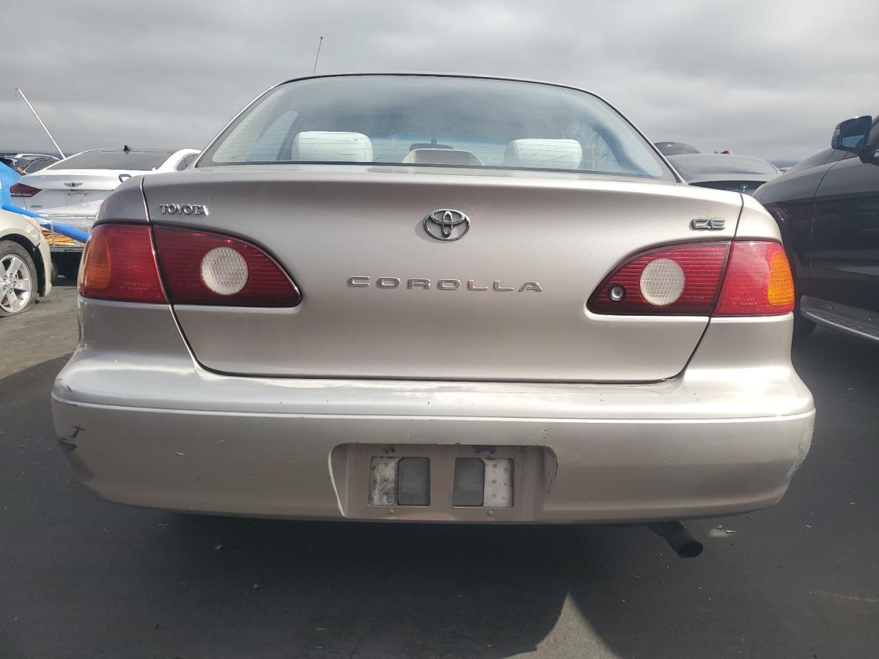 2001 TOYOTA COROLLA