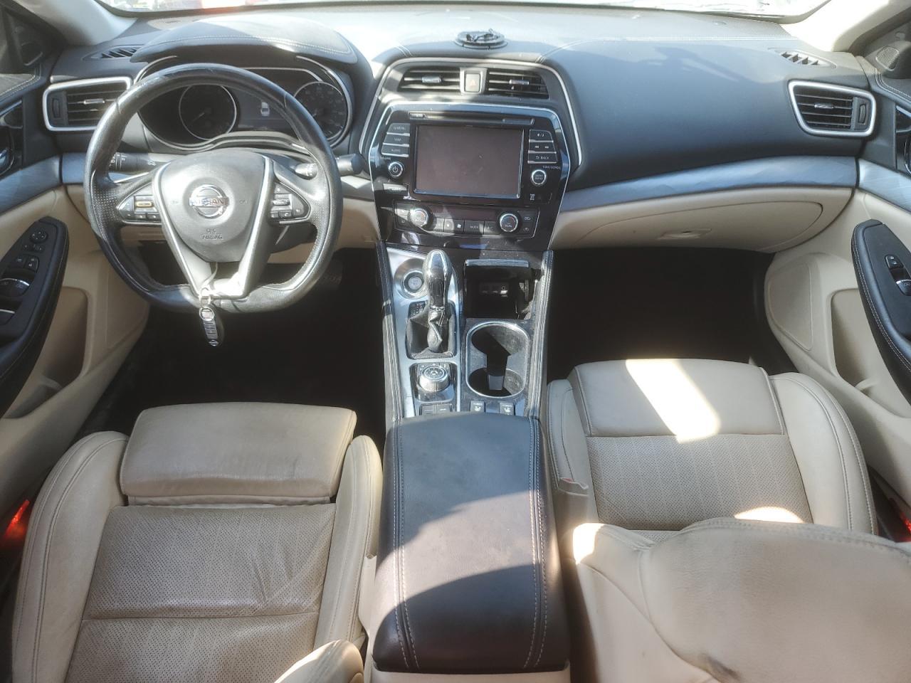2016 NISSAN Maxima
