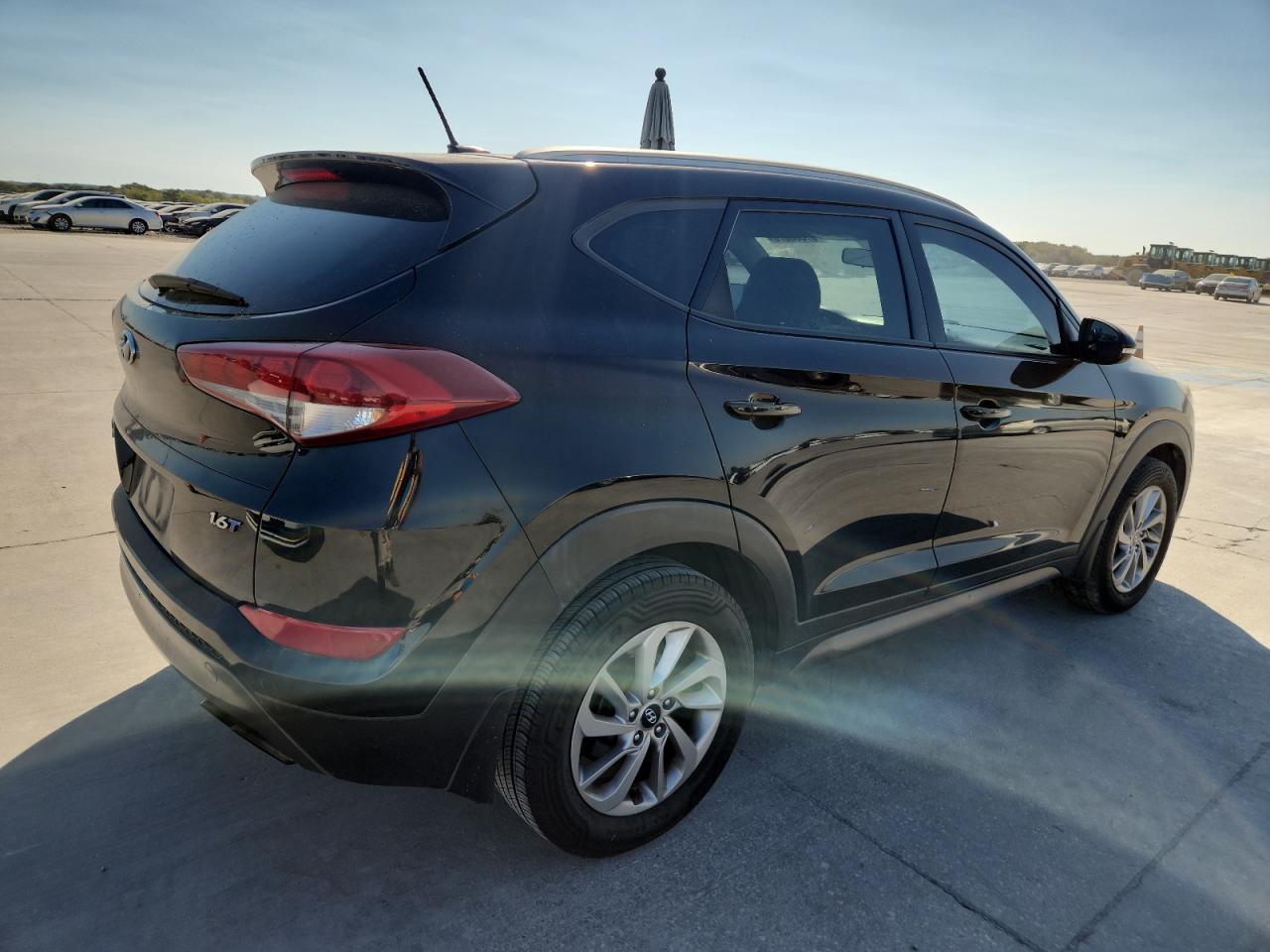 2016 HYUNDAI TUCSON