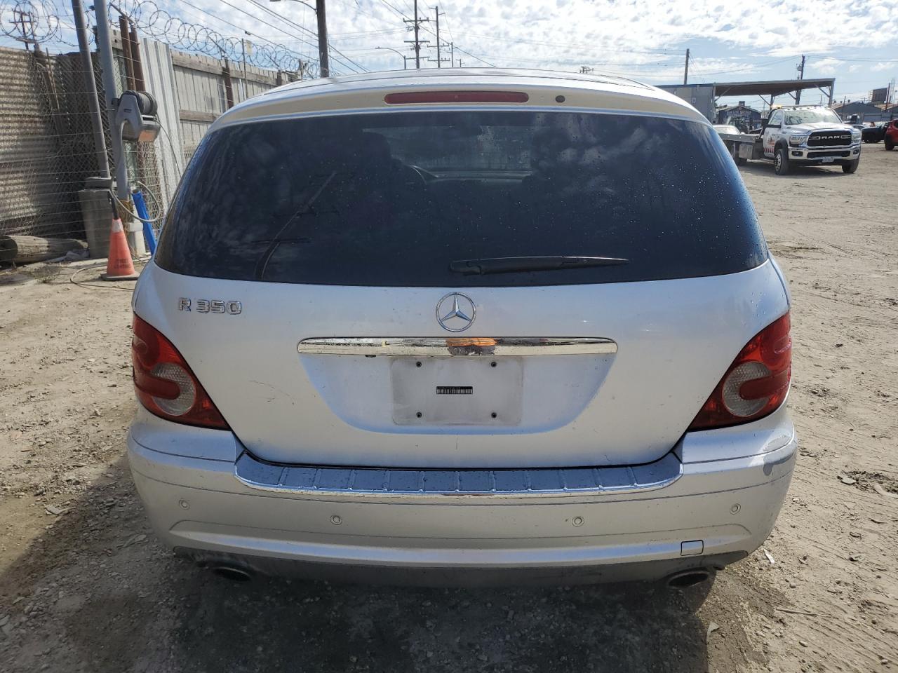 2008 MERCEDES-BENZ R-Class