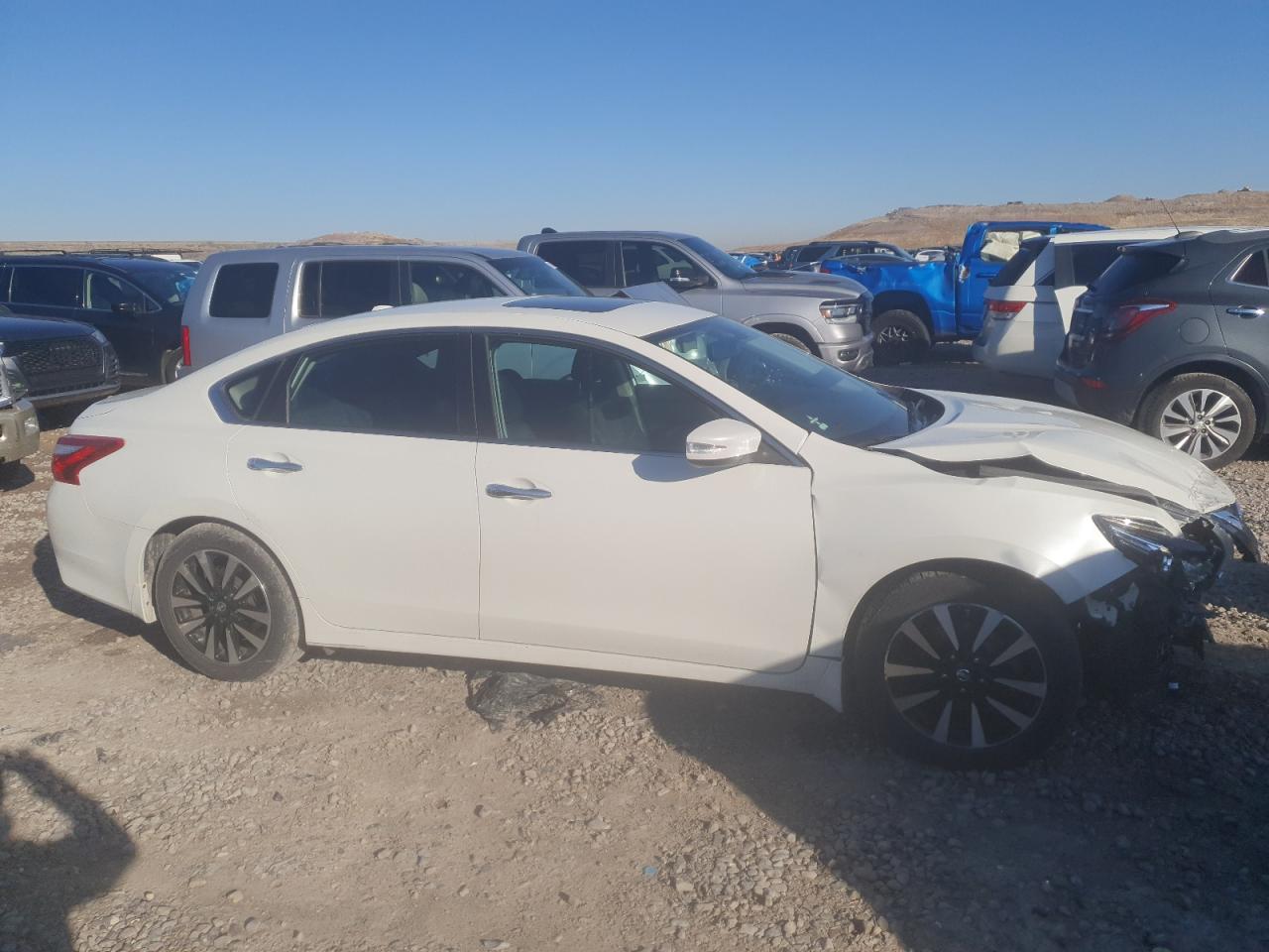 2017 NISSAN ALTIMA
