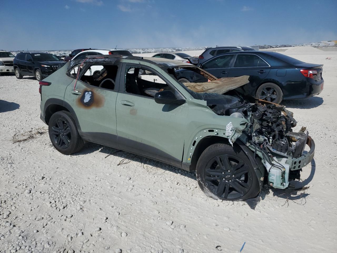 2025 CHEVROLET TRAX
