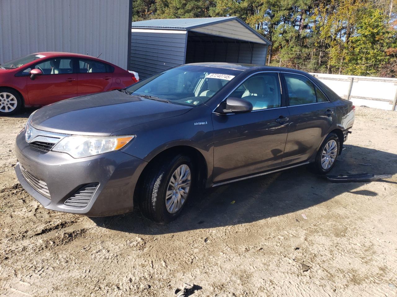 2013 TOYOTA CAMRY