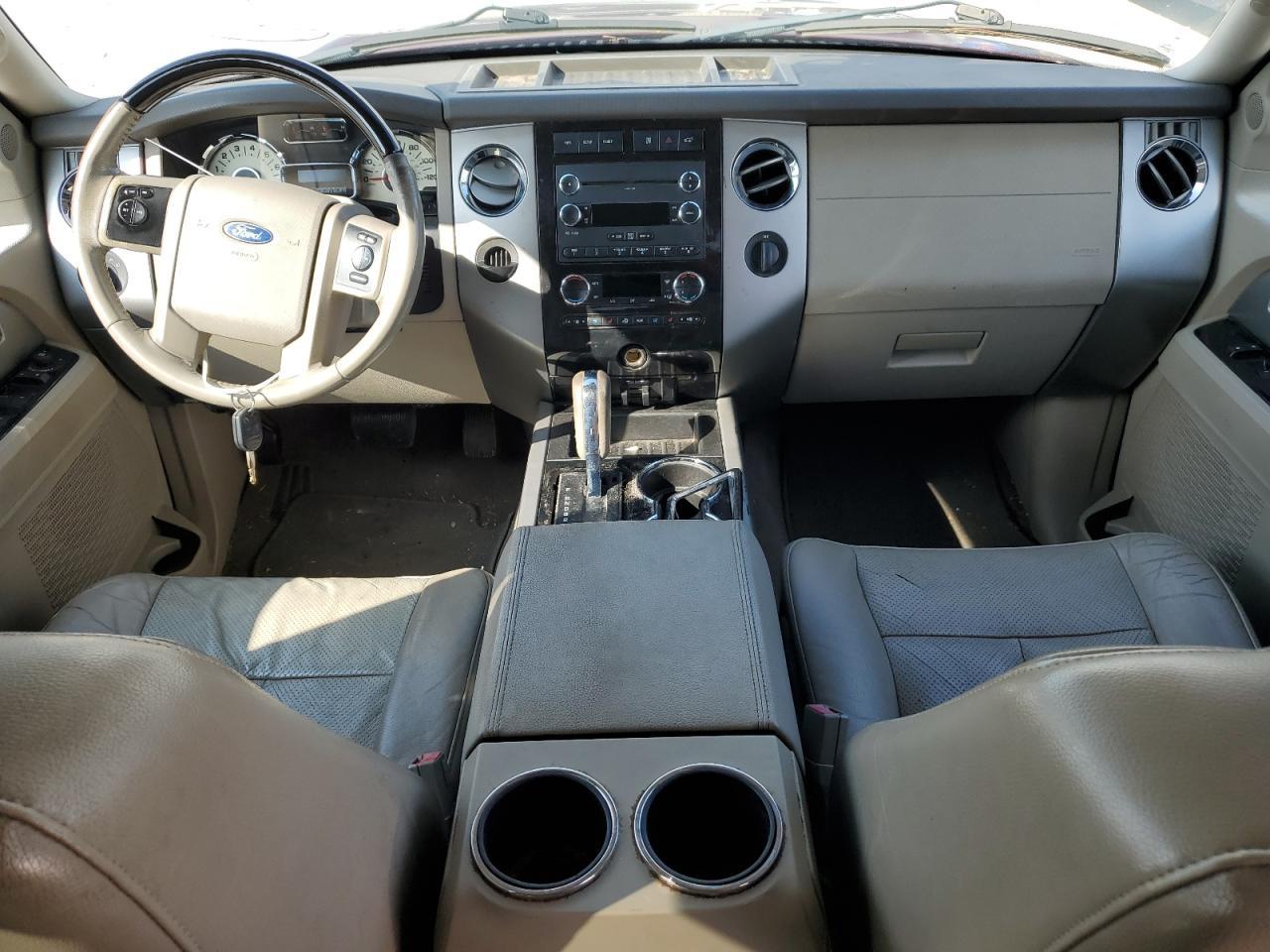 2013 FORD Expedition
