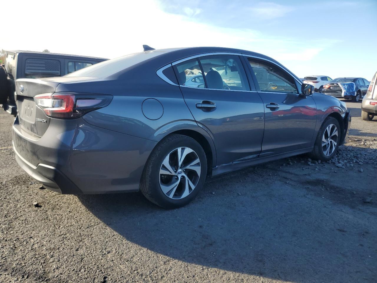 2022 SUBARU Legacy