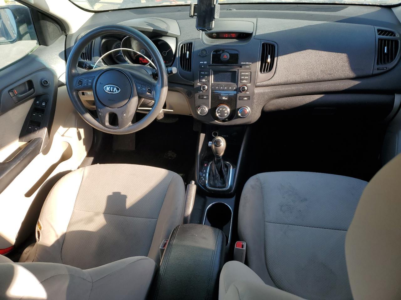 2011 KIA FORTE