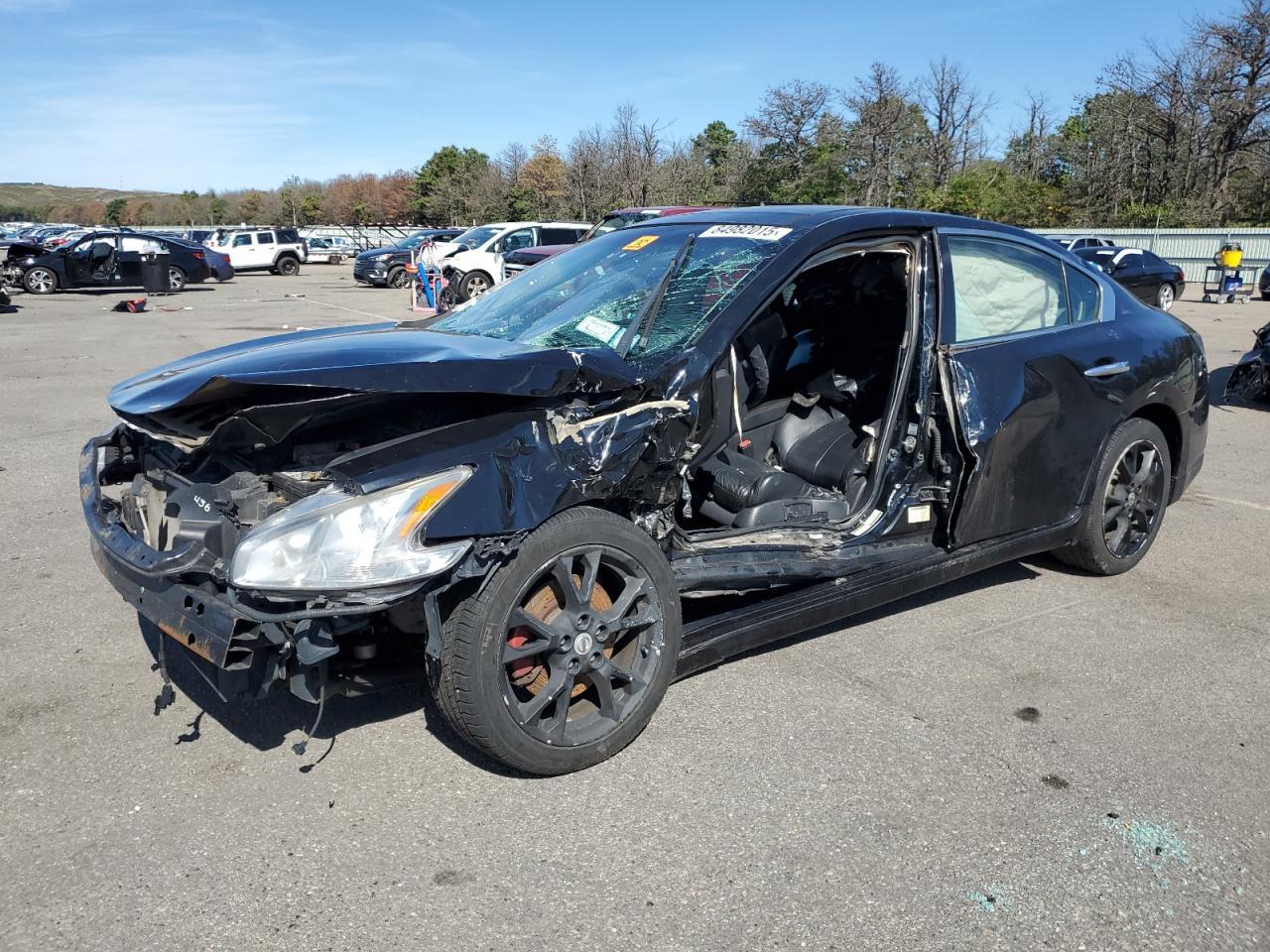 2014 NISSAN Maxima