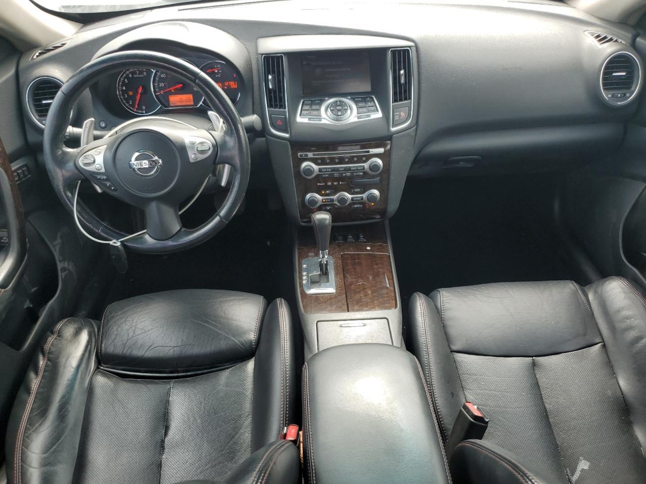 2009 NISSAN Maxima
