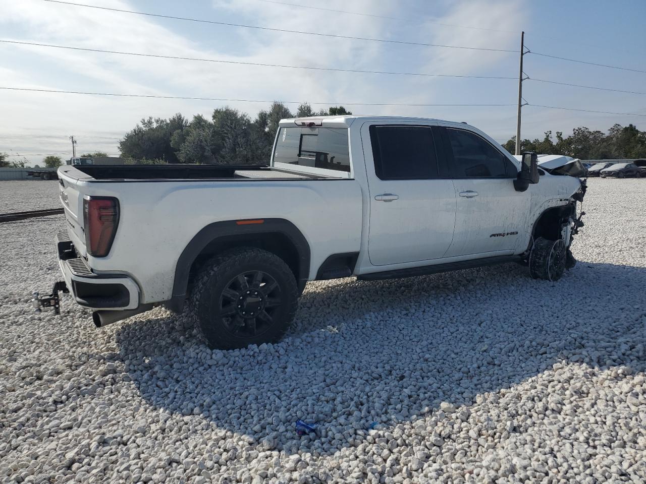 2024 GMC Sierra