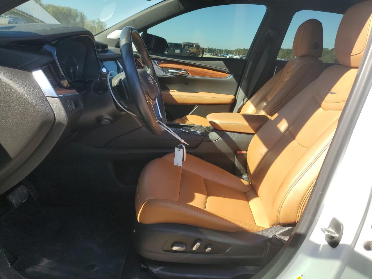 2021 CADILLAC XT5