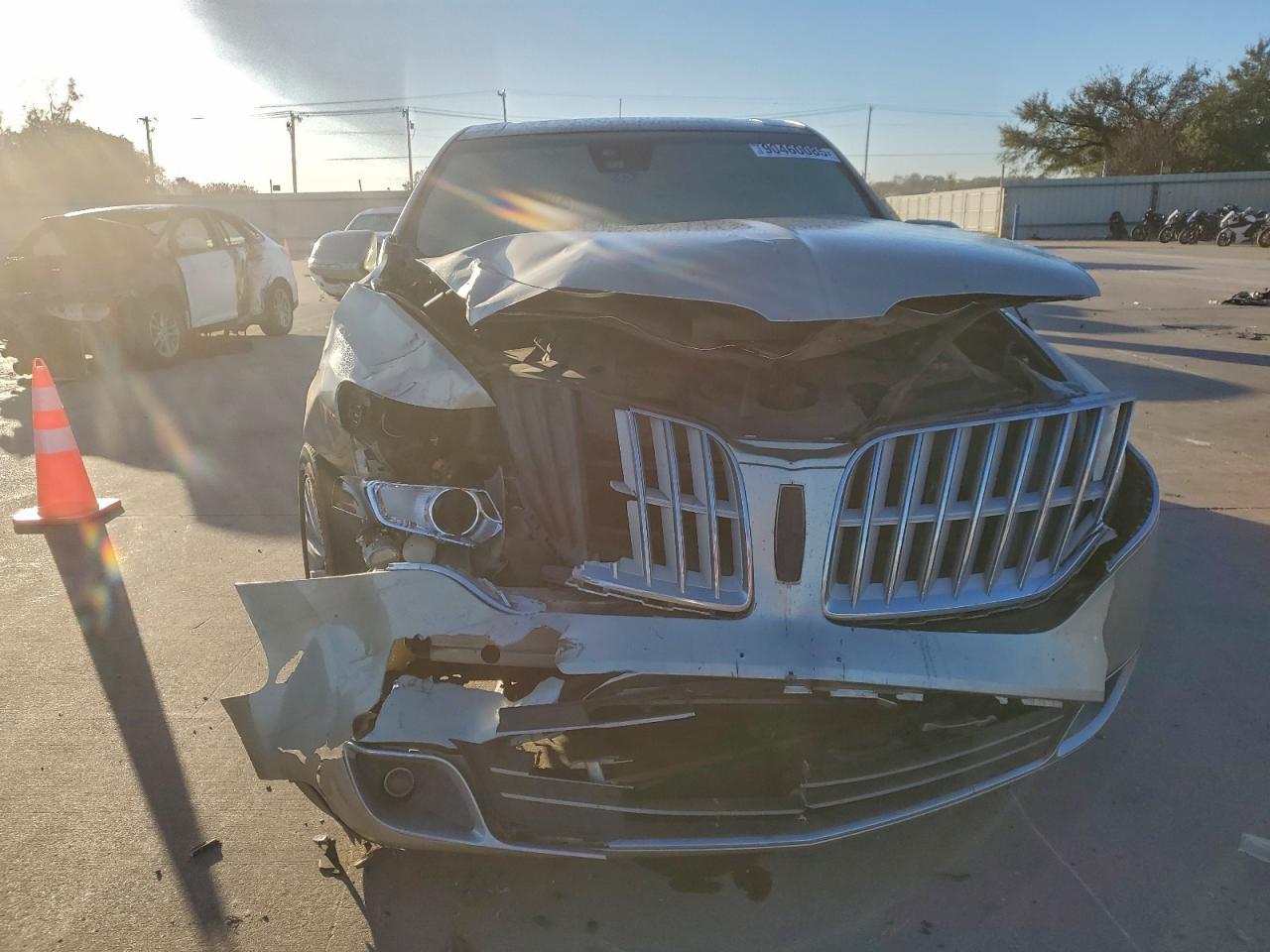 2010 LINCOLN MKT