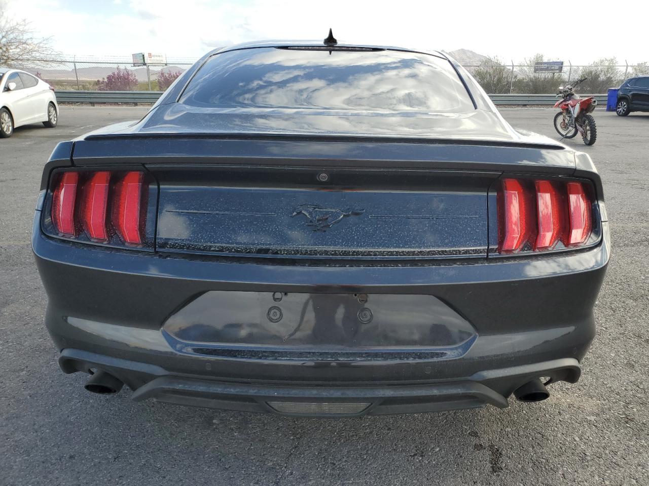 2022 FORD MUSTANG