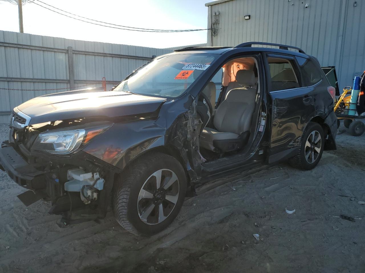 2017 SUBARU FORESTER