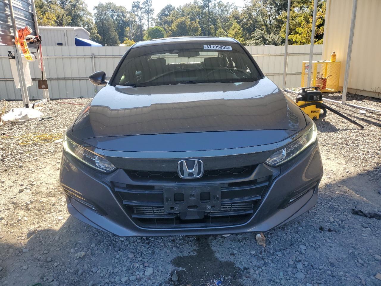 2018 HONDA ACCORD