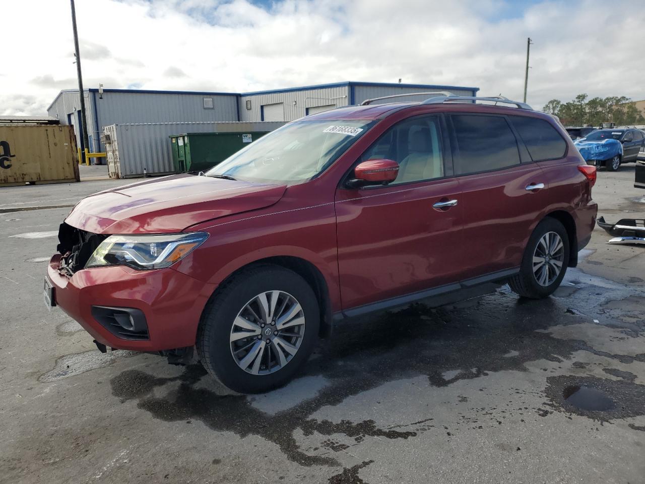 2017 NISSAN PATHFINDER