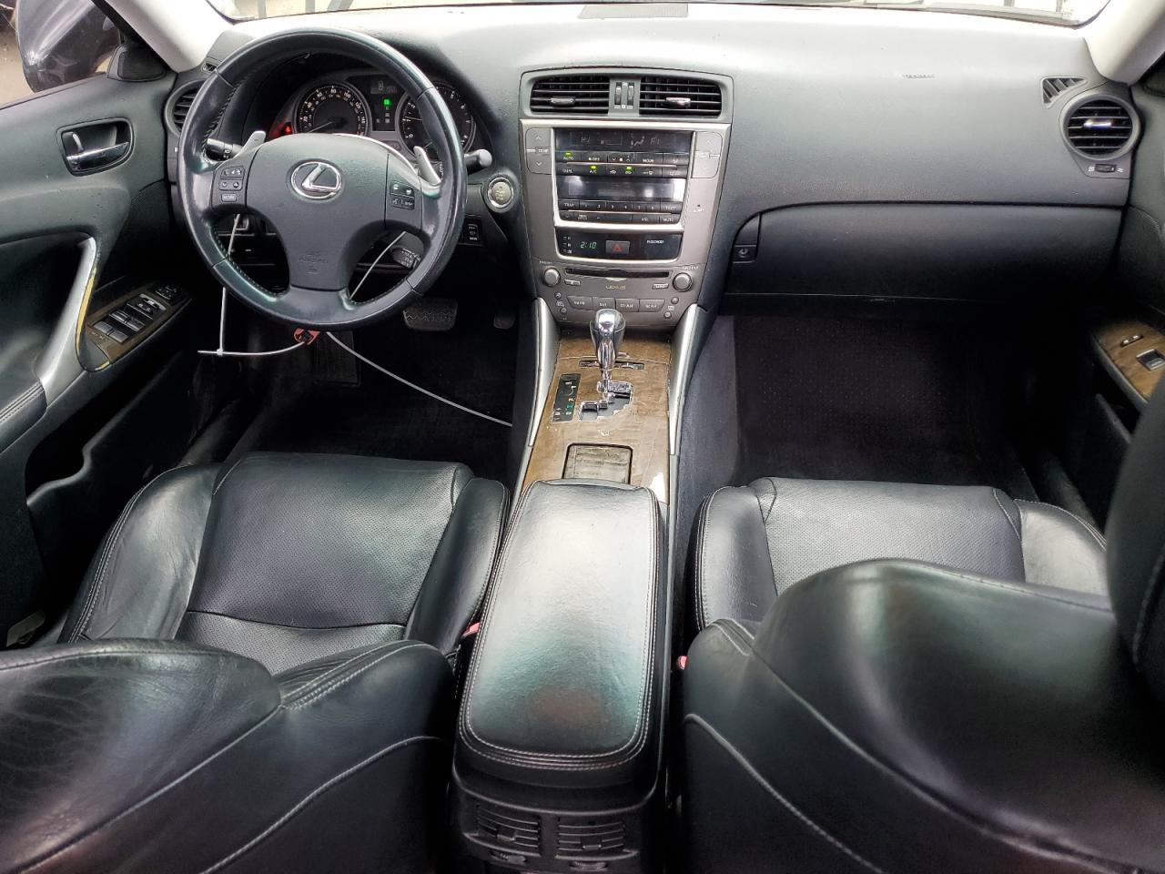 2010 LEXUS Is