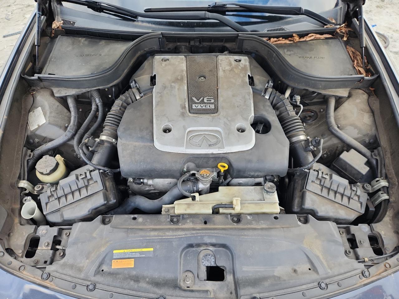 2011 INFINITI G37
