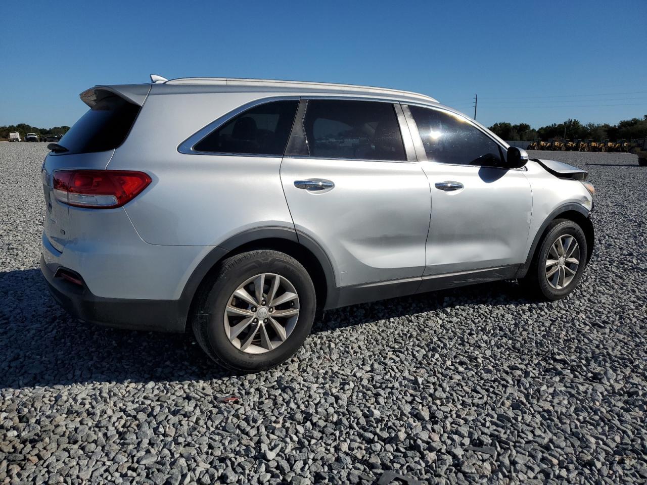 2016 KIA SORENTO