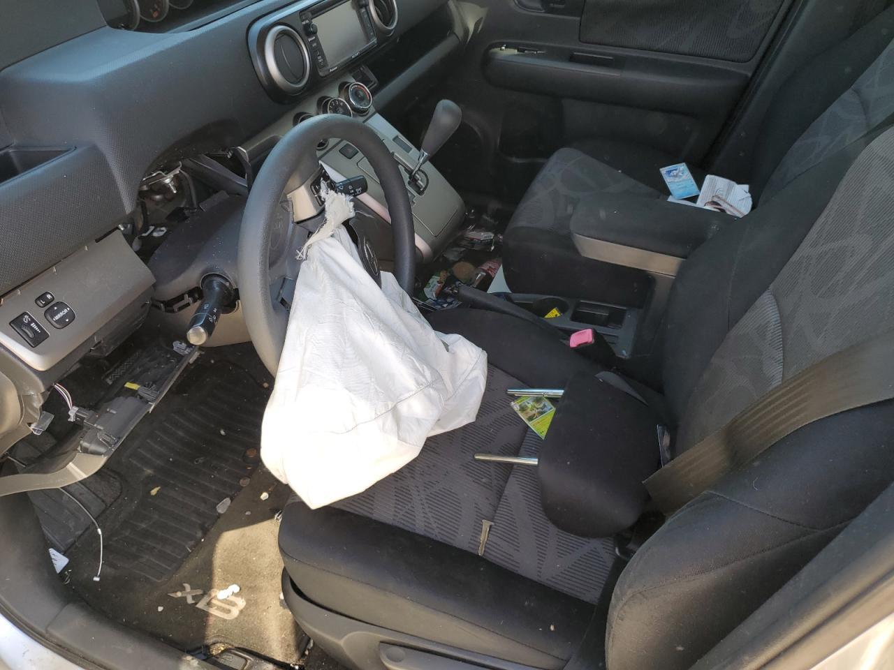 2014 TOYOTA SCION