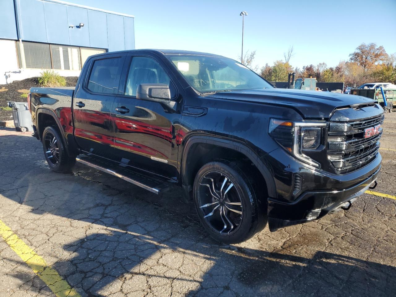 2024 GMC Sierra
