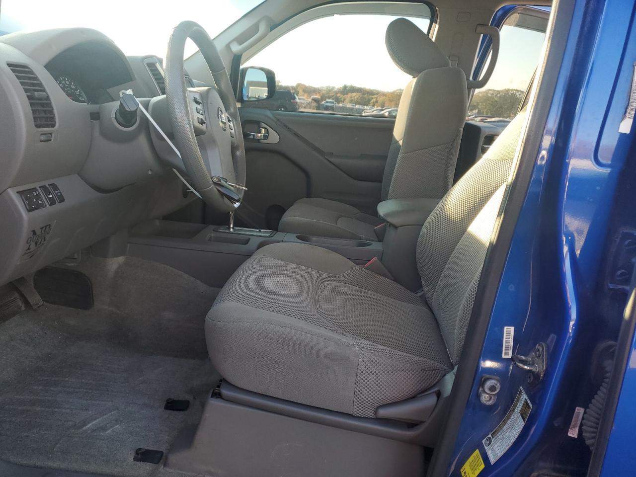 2015 NISSAN Frontier
