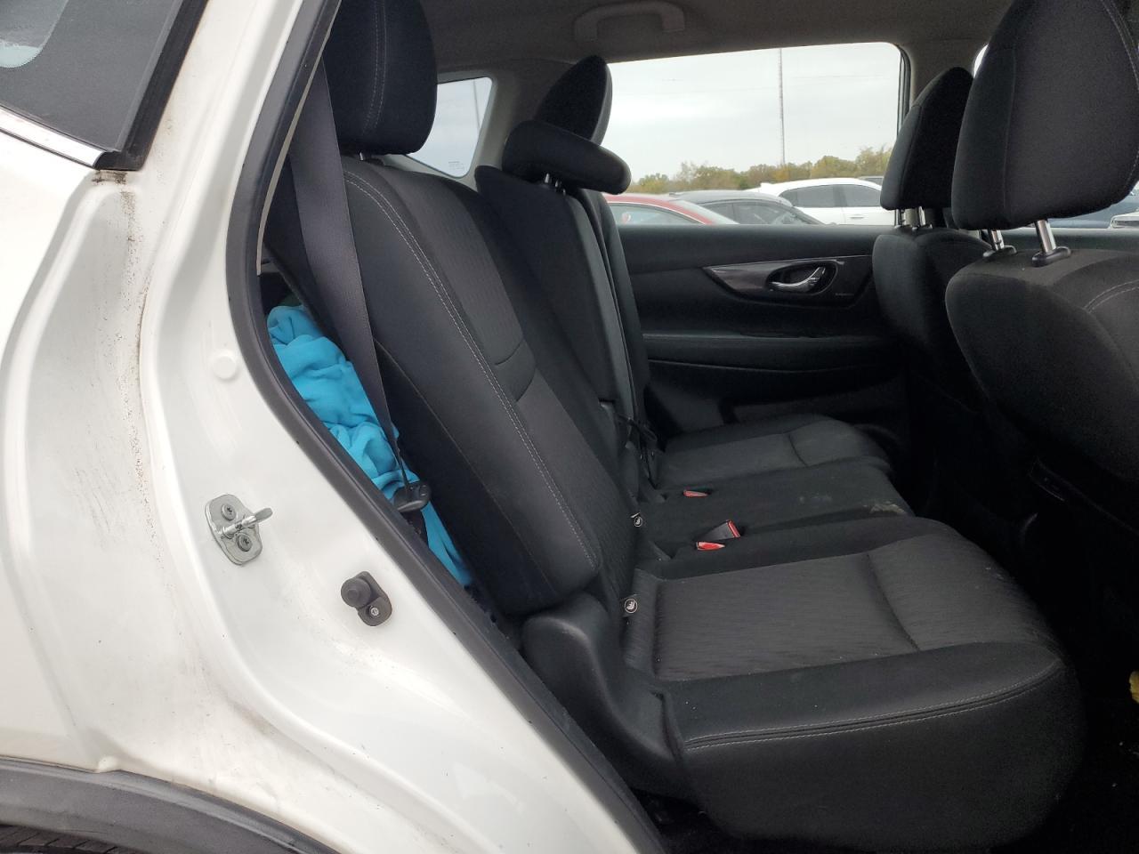 2017 NISSAN ROGUE