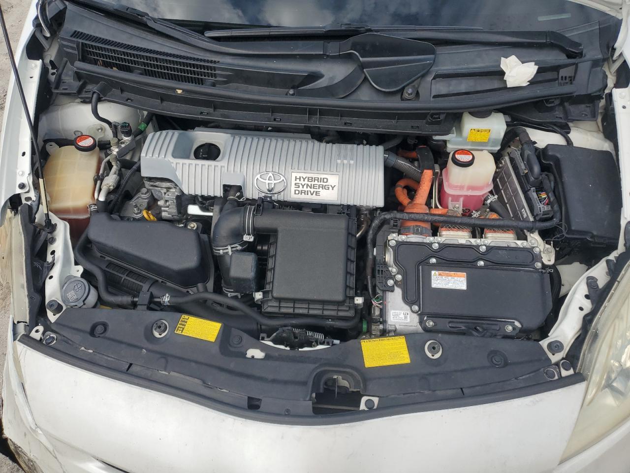 2015 TOYOTA PRIUS