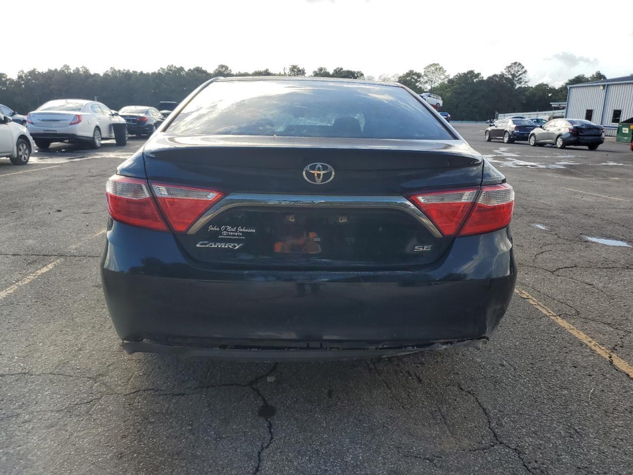 2017 TOYOTA CAMRY