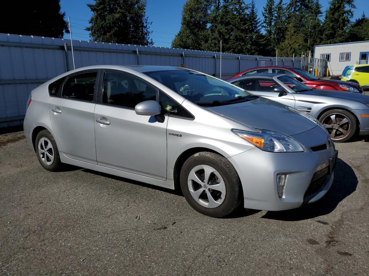 2014 TOYOTA PRIUS