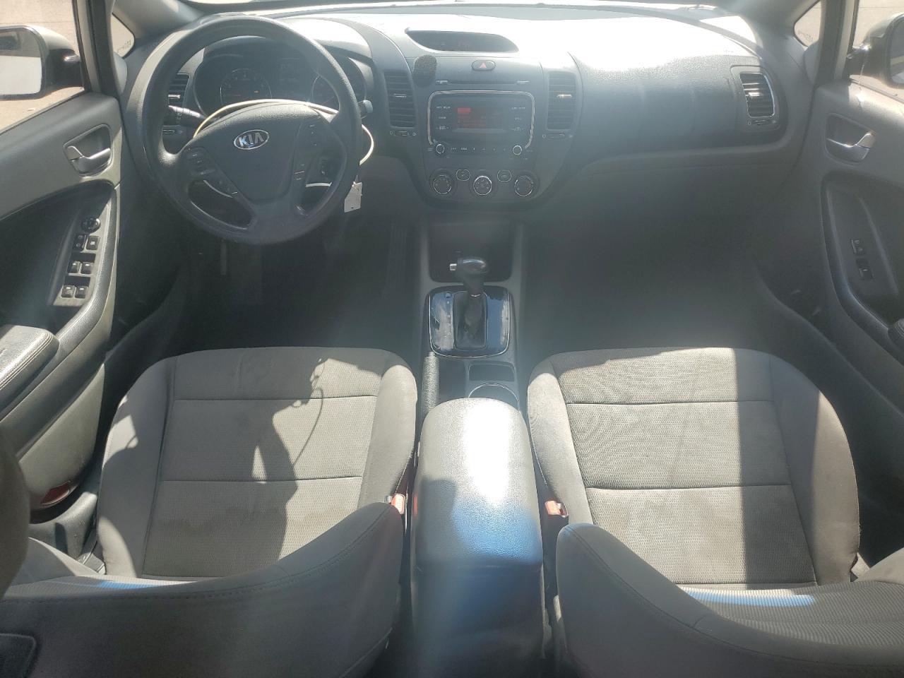 2017 KIA FORTE