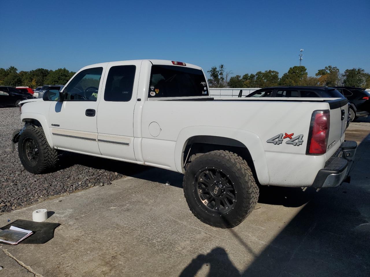 2004 CHEVROLET Silverado