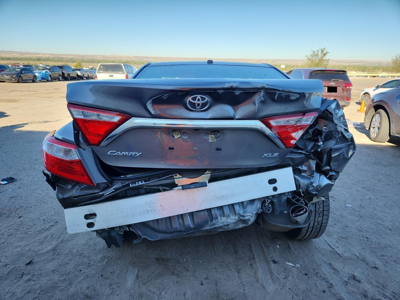 2016 TOYOTA CAMRY