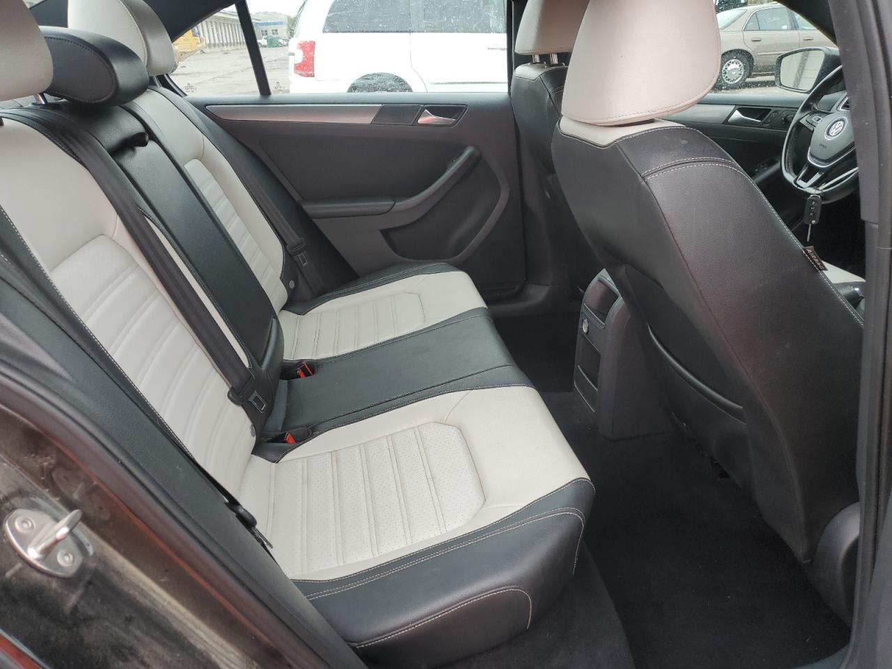 2016 VOLKSWAGEN JETTA
