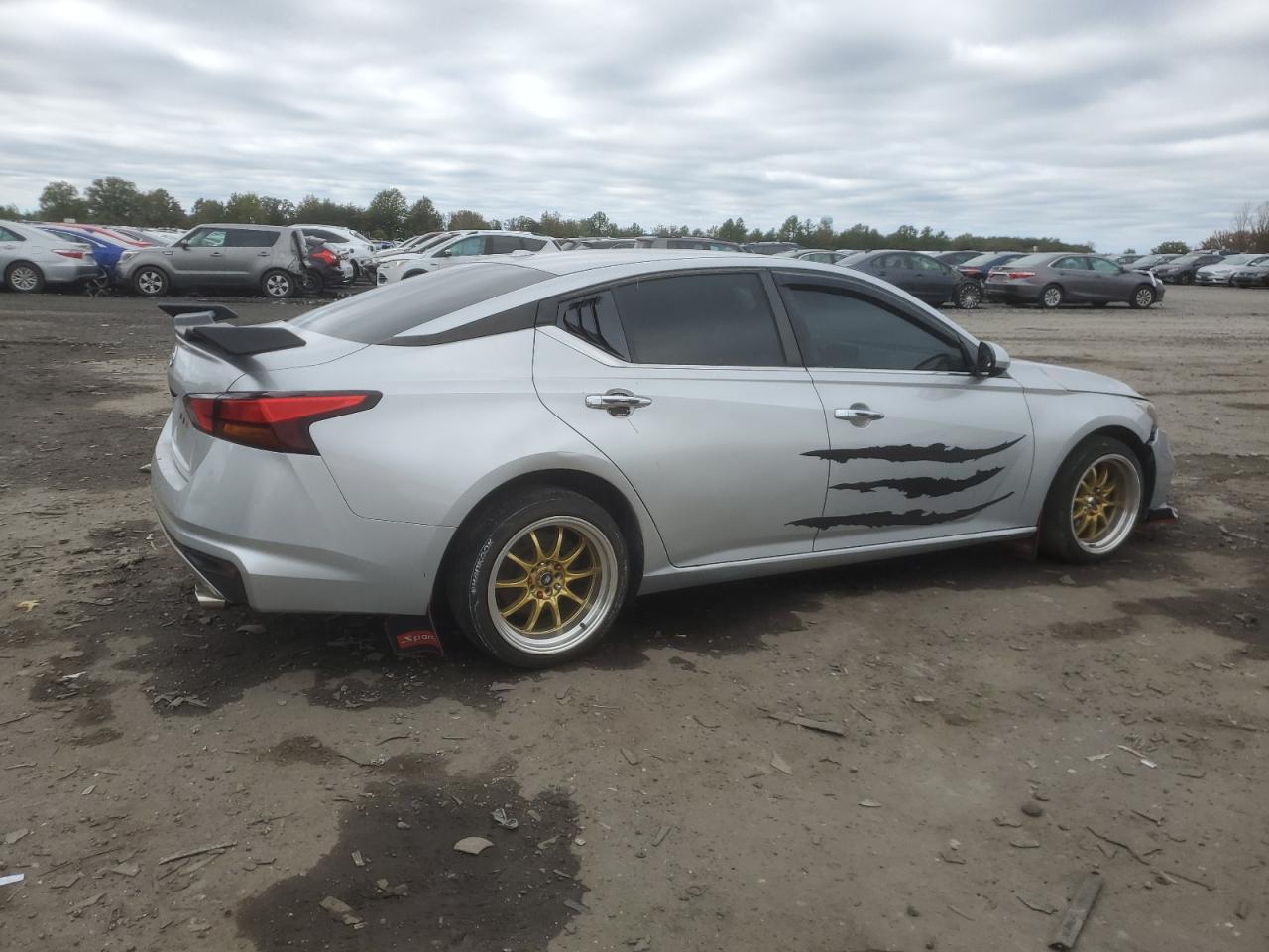 2019 NISSAN ALTIMA