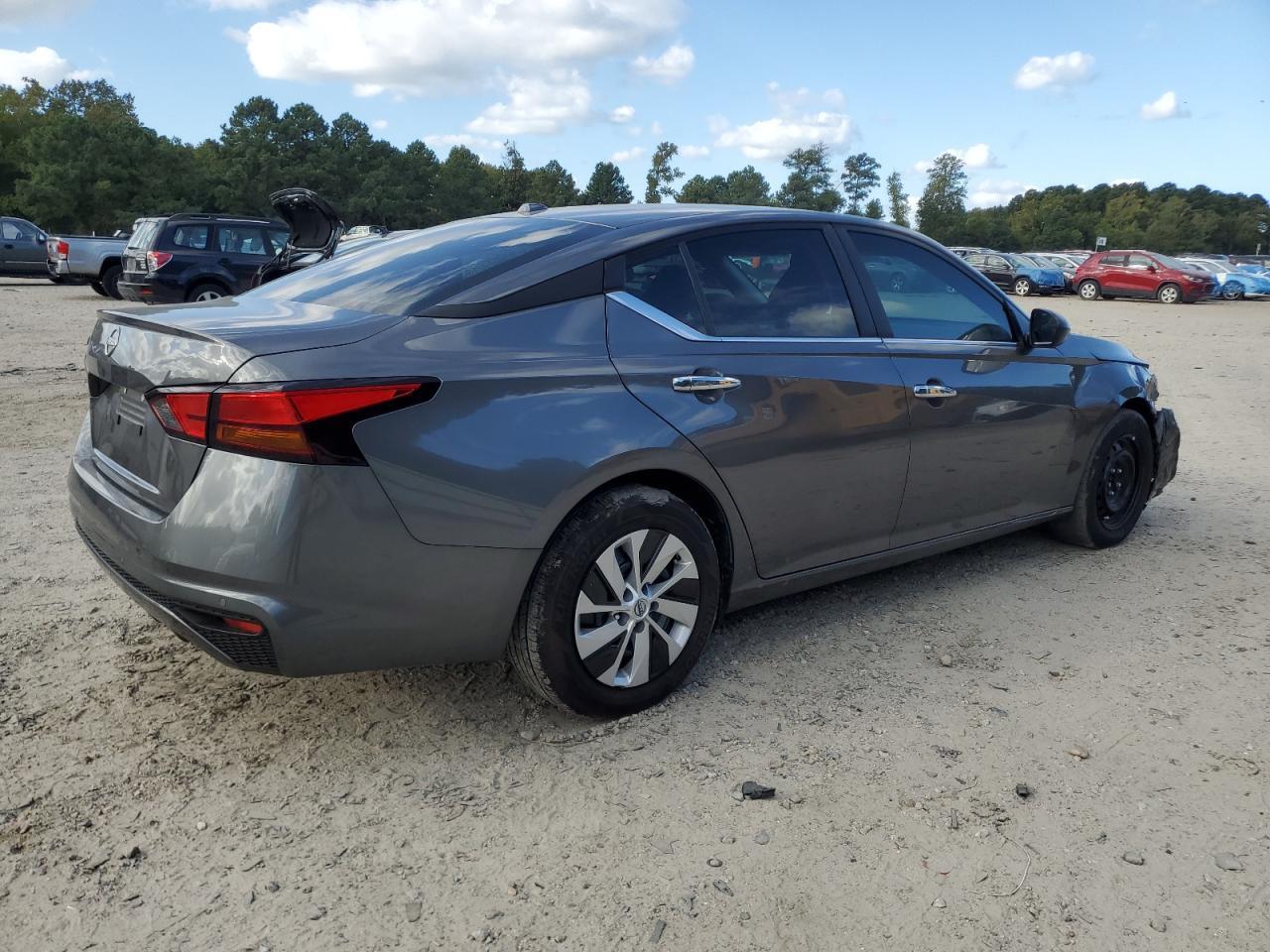 2025 NISSAN ALTIMA