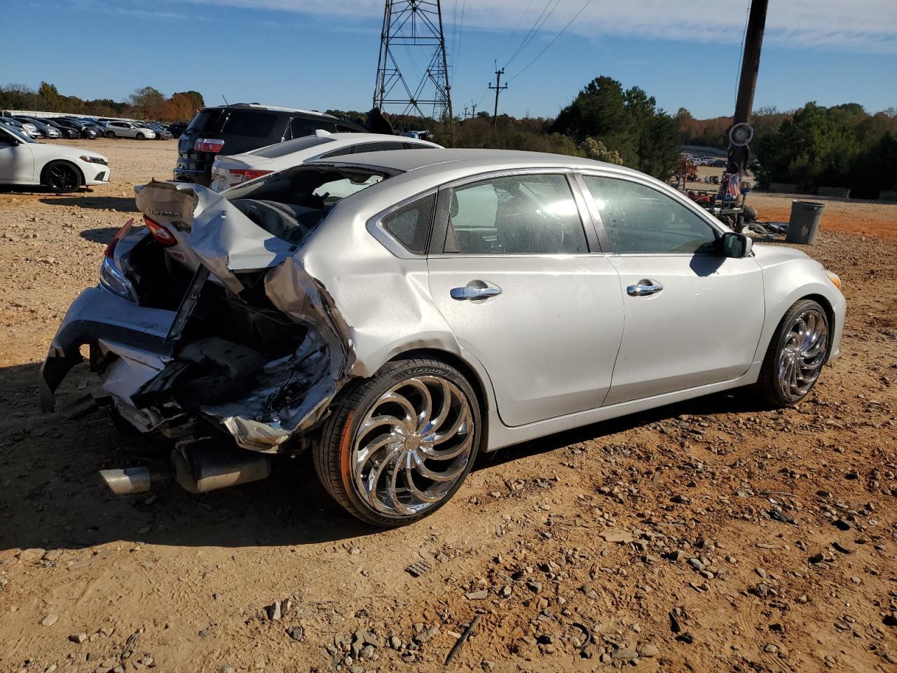 2016 NISSAN ALTIMA