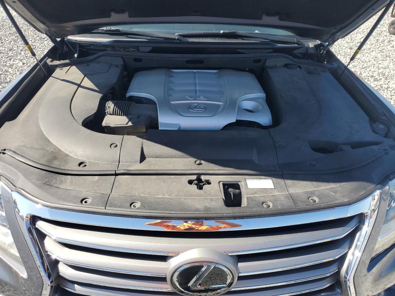 2014 LEXUS LX 570