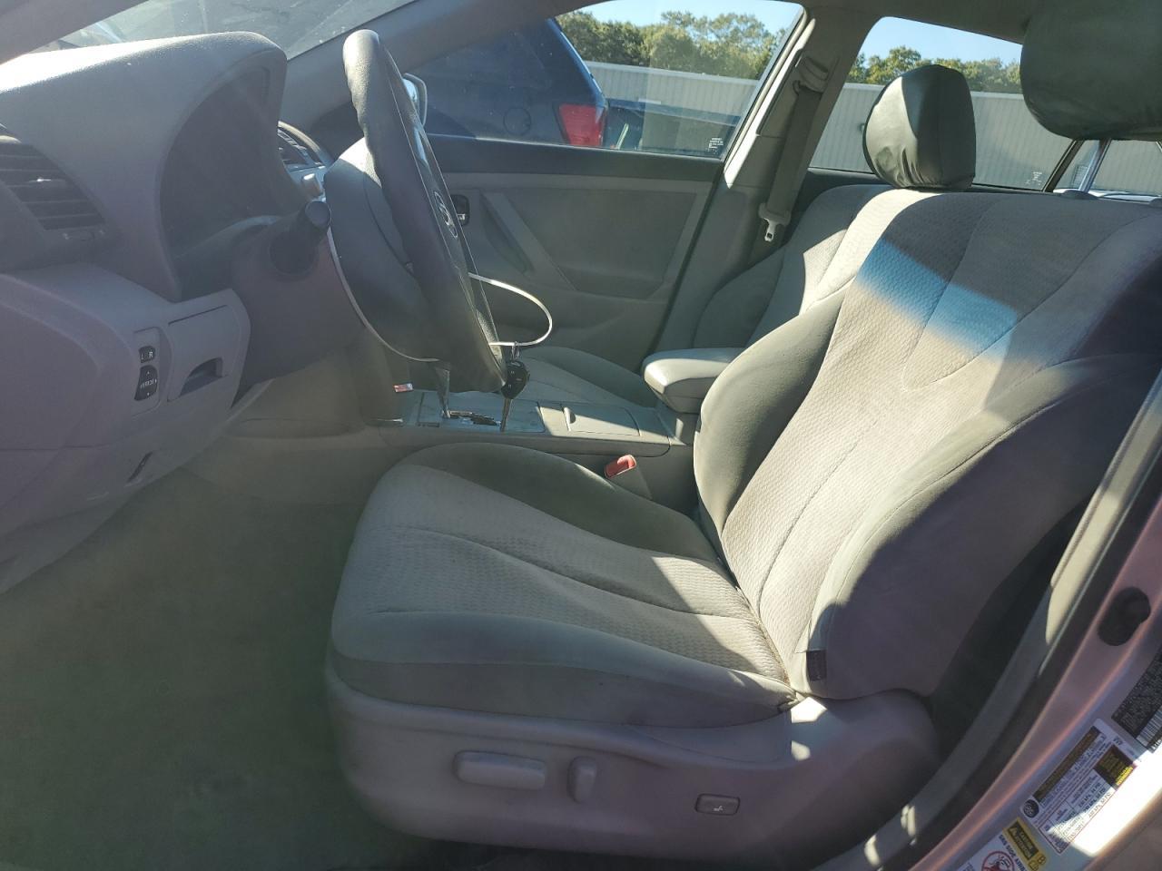 2011 TOYOTA CAMRY