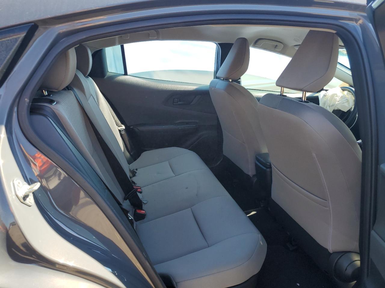 2024 TOYOTA PRIUS